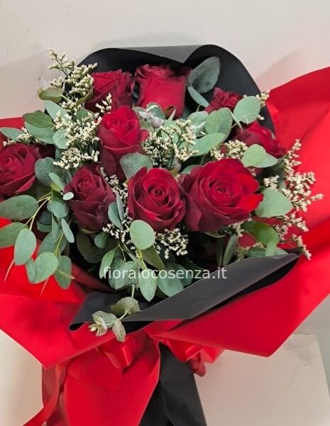 Mazzo 9 rose rosse